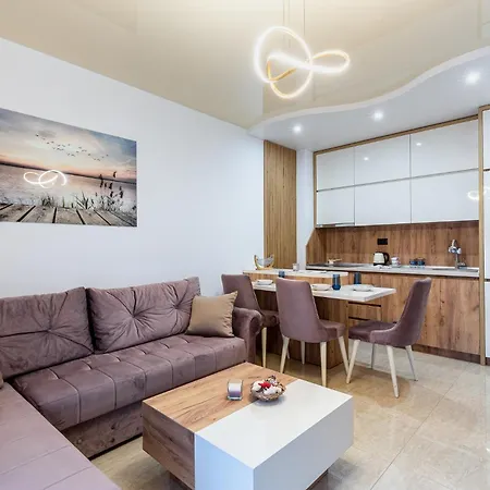 Comfy Nikic Budva